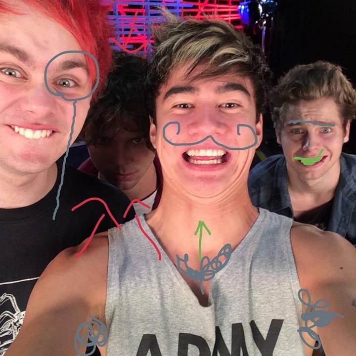 @5SOSCroatiaUpdt ----- FOLLOW THIS ACC ♥