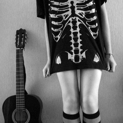 fugey_life's profile picture. hating on this world