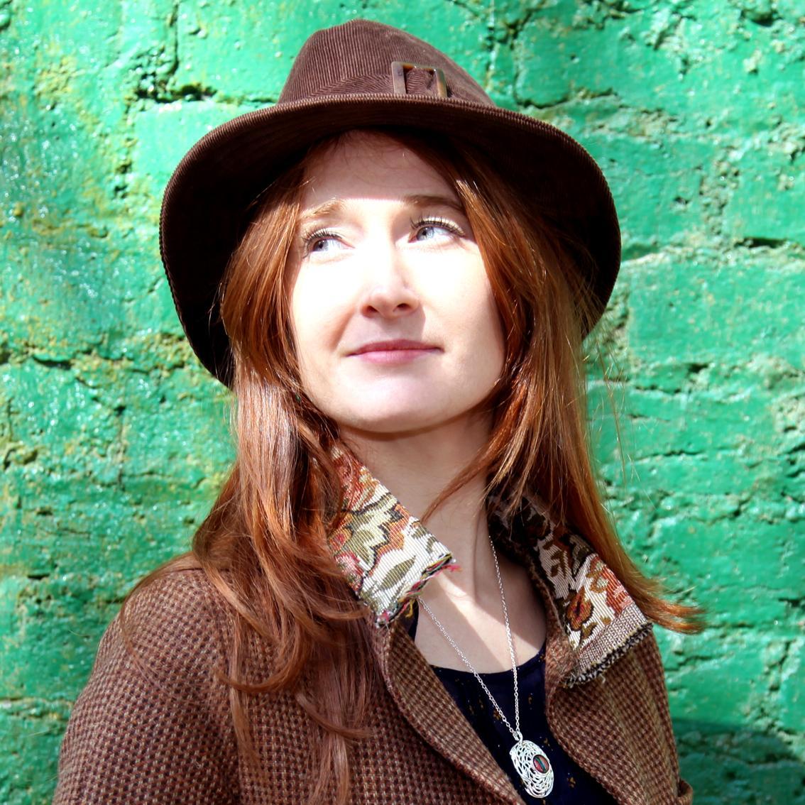 Artist and Co-Director of the World famous, 'Graffiti Project', on Kelburn Castle 2006. I'm into Colour, Texture and Contrasts.
Working in London and Edinburgh.