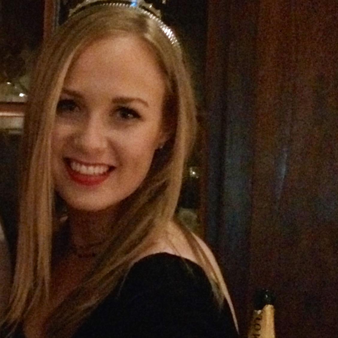 caromahones's profile picture. 