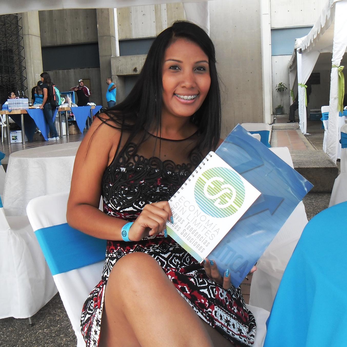 EmilyGuerreroA's profile picture. Futura Economista, mi crecimiento depende de ti y es gracias a ti mi dios. Estudiante UNERG