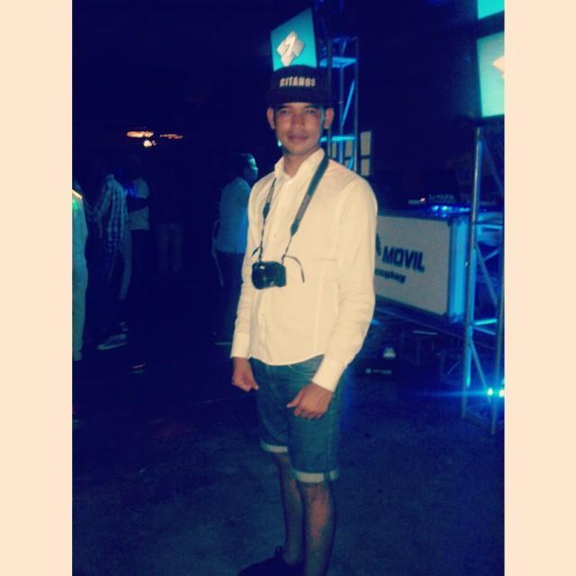 Estudiante de Cs Audiovisuales y Fotografía , Músico en la #FBSNSV , dedicado a lo Mío , Hijos de 2 Personas Únicas Amables y Respetables.