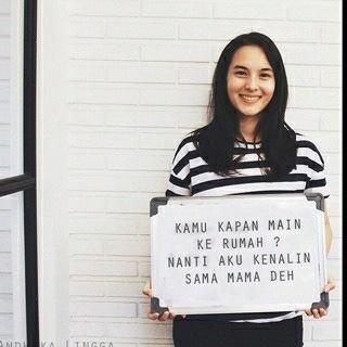 Rinduki'? Bicaraki langsung! Jangki cuma cerita sama temanta'...