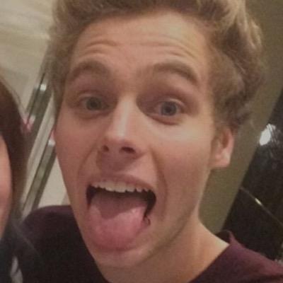 im @janosfivesos now :))