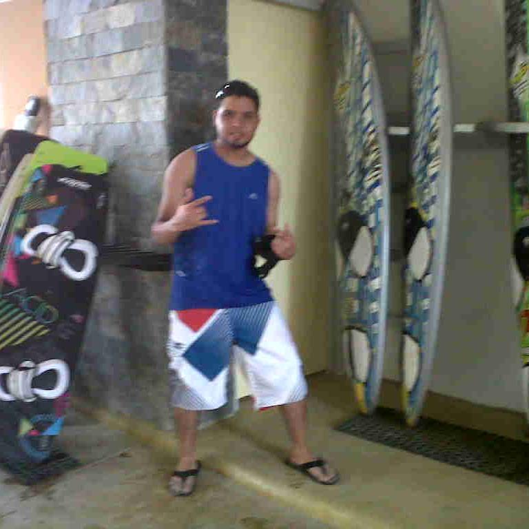 25.Encaminado al triunfo, Aficionado a todo lo que es el deporte extremo.
