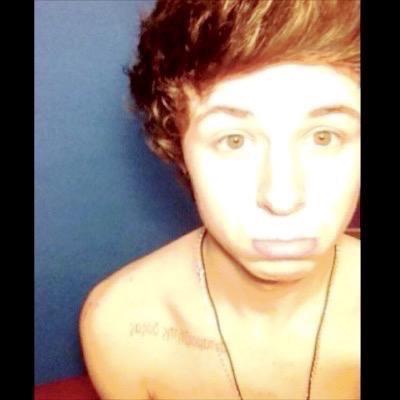 FOLLOW AND SPAM @AESTHETICRYAN & @indiewhitworth FOR DMS TO LASHTON+BAND