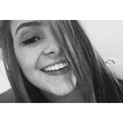 GiuliaLopees_ Profile Picture