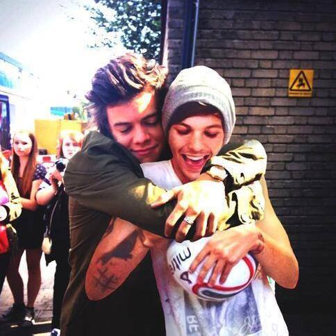 Always in my heart @Harry_Styles . Yours sincerely, Louis. ♥
