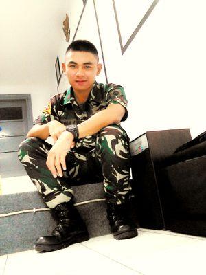 serda APM Naufal Haidar Al Farouk nrp.120363
