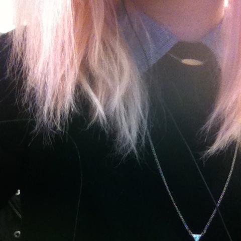 vagabonderie's profile picture. ghastly empty-eyed muppet // 31