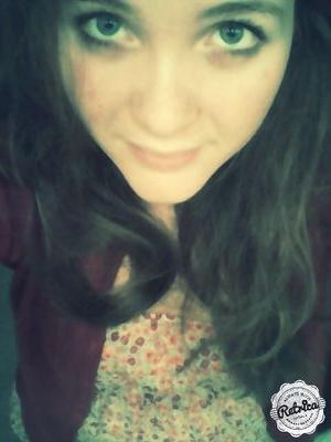 Manon_Melanie_'s profile picture. 