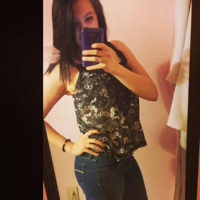 foxrider3924's profile picture. Live life to the fullest , never hold back