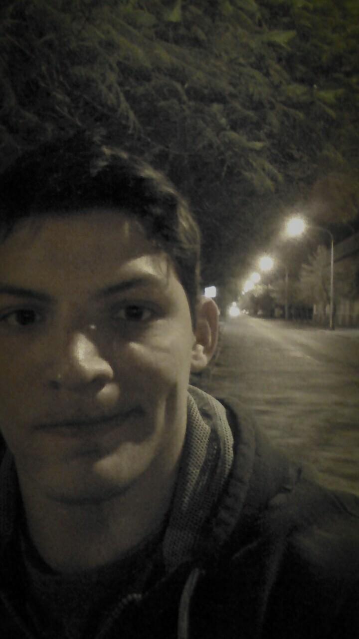 DavidF_21's profile picture. Masajista Profesional - Instructor de masajes