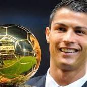 rubio con ojos verdes/hala madrid