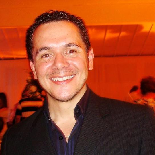 Consultor de Investimentos Imobiliários, Vendedor, curioso e apaixonado pelo novo. Siga-me pois tenho uma ótima oportunidade de investimento pra você!
