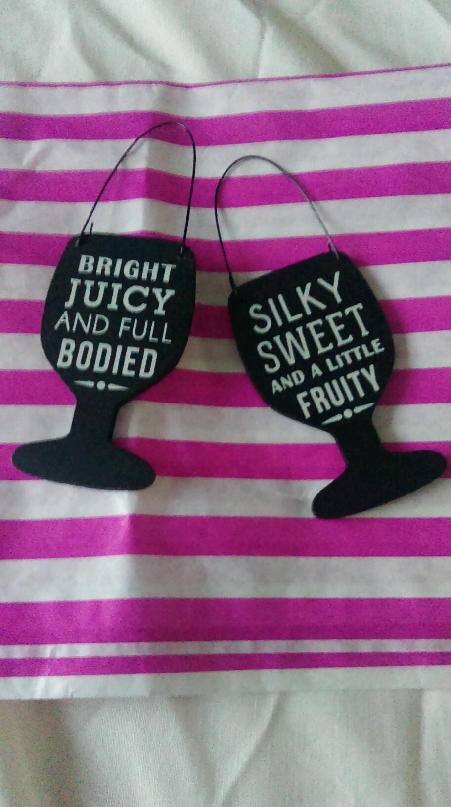 HibbertKelly's profile picture. I'm a Mum, Wife, Sister, Auntie, Daughter, part time chef, taxi driver, footy and swimming coach, nurse, gardener and activities co ordinater. Plus I work!