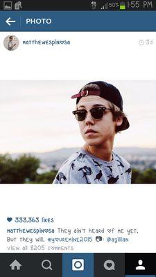 FOLLOW @HUMPMEMATT NOT THIS ACC