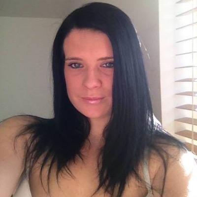 ZoZo_5988's profile picture. hi my name is Zoe I'm 26. I like going out having a laugh with my friends.