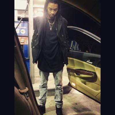 Young king tryna make these power moves. 22. CollegeStudent. IG:TrigTr3y