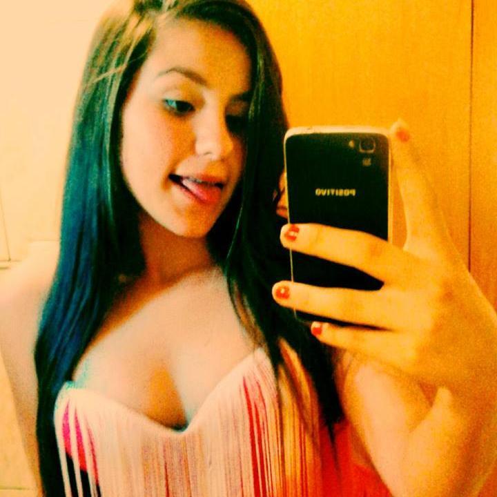 Meiga pra cacete, grossa na mesma intensidade Duda♥Lari♥ AMO ♥