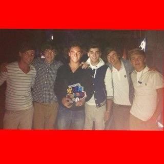 Daley_Direction's profile picture. Tom Daley + One Direction! I love them SO much! Saw Tom + Met Andy 10/2/13+ saw 1D X2! I am DaleyDirection from Instagram!