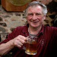 Roger Wilkins (@wilkinscider) Twitter profile photo
