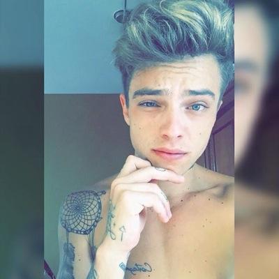 ❤️vc prefere ficar no chão? eu prefiro voar❤️
