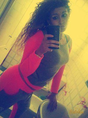 mejor solteta qe mal acompañada siguirme en istagram @celeste_muchatela1999