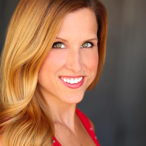 Brookethat's profile picture. 👟💥🤓👱🏼‍♀️🎥☕️💃🏼🎤🎬🎼📺🙌🏻