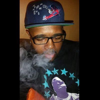 shellz_3x's profile picture. 