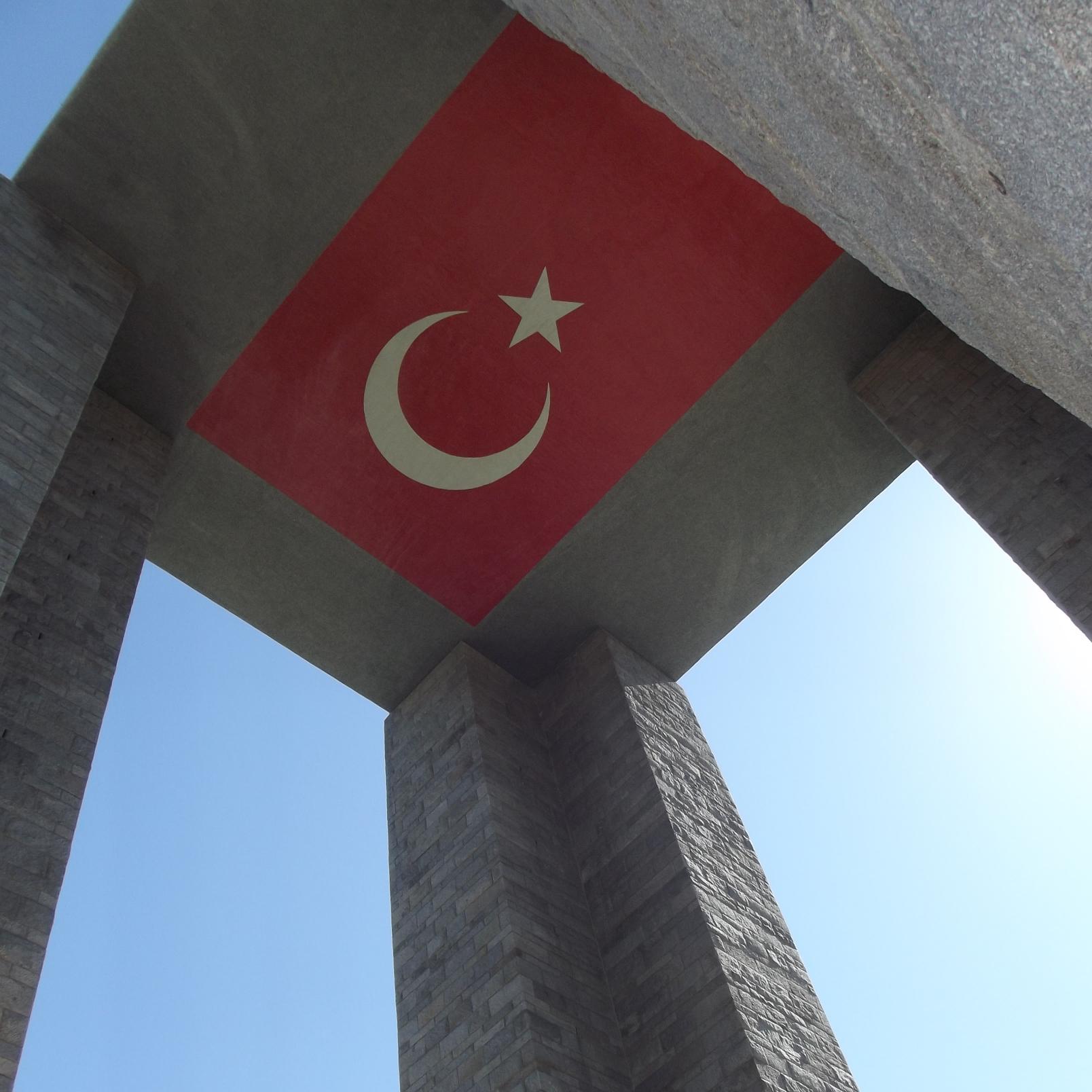 GlobalDogrucu's profile picture. Sanmaşahım_Herkesisen_Sadıkane_Yarolur
Herkesisen_Dostmusandın_Belkiol_Ağyarolur
Sadıkane_Belkiol_Bualemde_Dildarolur
Yarolur_Ağyarolur_Dildarolur_Serdarolur