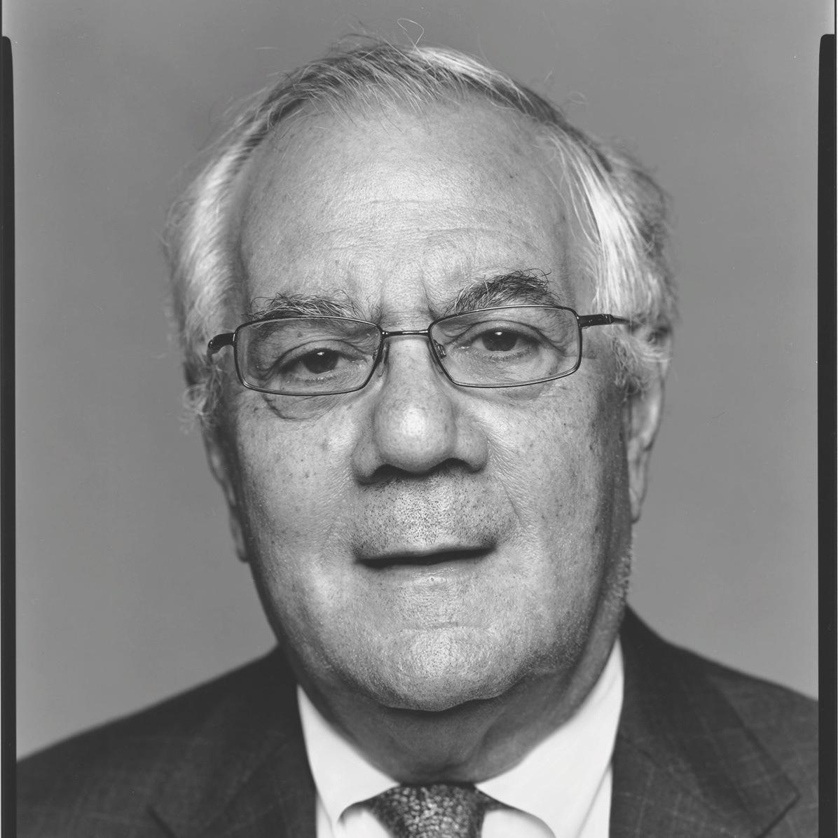 Official Twitter feed of Former Congressman Barney Frank (1981-2012) MA-D; Author, CNBC contributor, political columnist, public speaker & retiree.