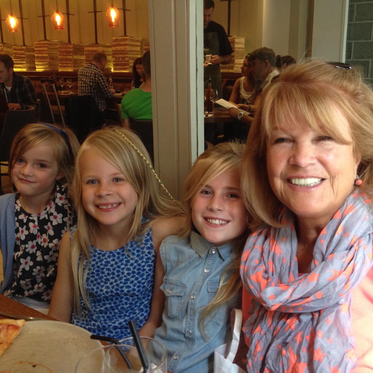 joshfeva's profile picture. 