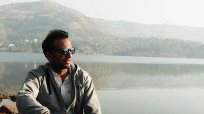 Computer Engineer | Foodie | hiker | love cricket | love badminton |Hardcore GOT fan|