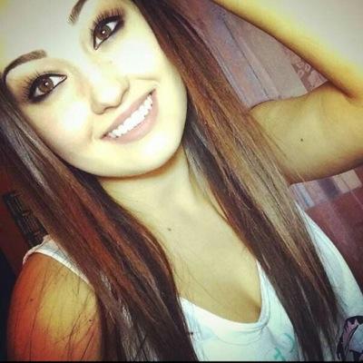 AprilMckenziiee's profile picture. Young, Wild, and Free. Queen bee. #drugfam #idgt