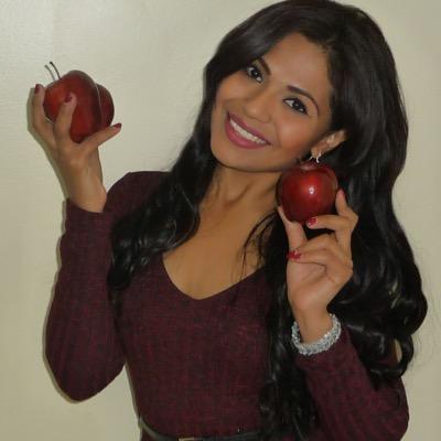 Sandybvv's profile picture. I have a cooking channel on youtube, check it out if you love cooking! :D http://t.co/M0XeUMpzci