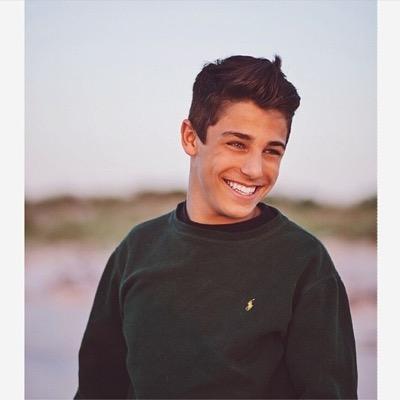 16. Single. I like food.
