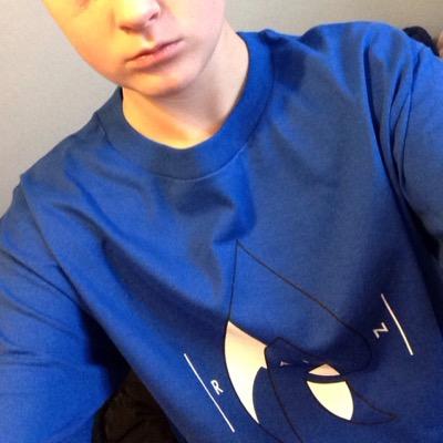 iTresy's profile picture. PS3 PLAYER Add my PSN TresyHD