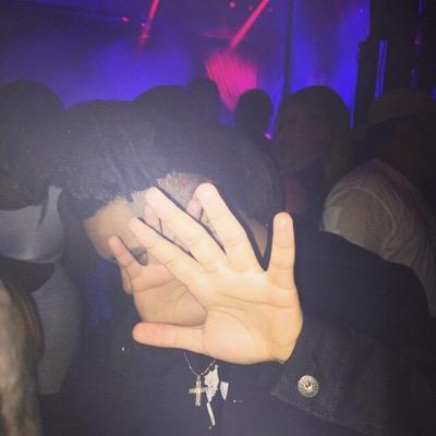 TheWeekndsHands's profile picture.