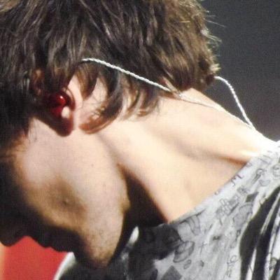 follow @niallsalvatore