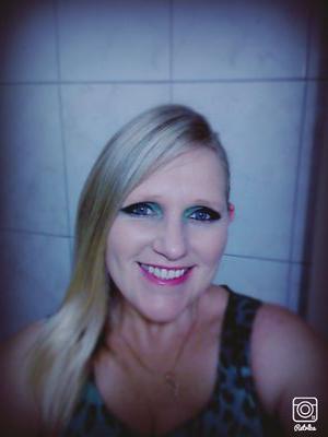 EducacaoIzadora's profile picture. 