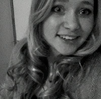 Keep your head up , keep your heart strong. Keep your mind set , keep your hair long. ♥