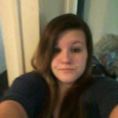 im a mommy of two kids im 20 years old im nice n im kinda new to dis