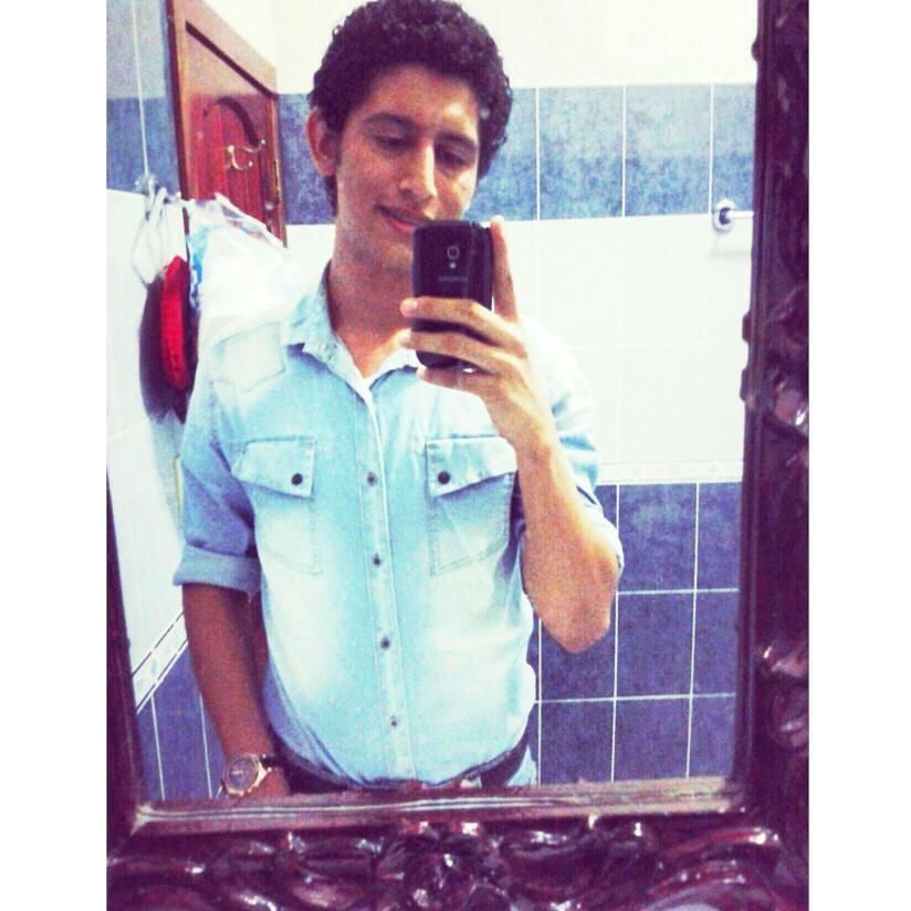 cambiare mi corazón por un hígado, con el fin de beber más y sufrir menos.
INSTAGRAM: NHOC12