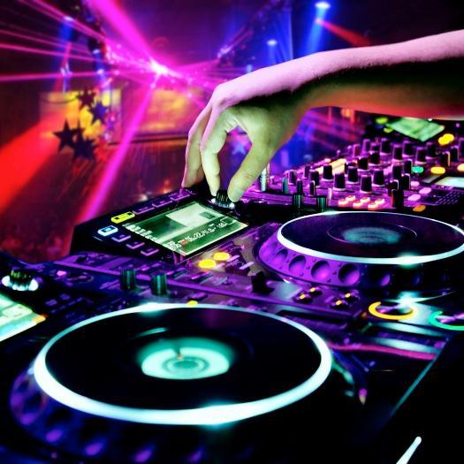 Toda la música electrónica del momento acá! House, Electro, Dance, techno, electropop y muchos mas!
