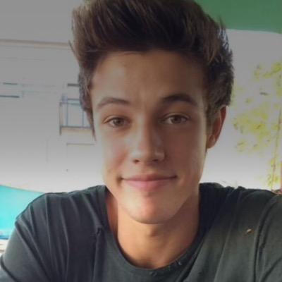 rSophieAnne's profile picture. Winter