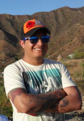 Bajista de Parental Conspiracy...