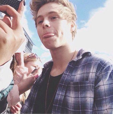 'Find something that makes you happy and don't let anyone take it away from you' ♡