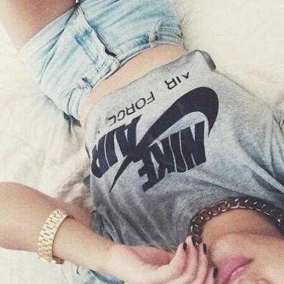 Follow my main account ⇝ @Relaating