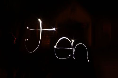 jenniffurr's profile picture. knee deep in the hoopla